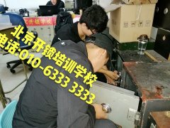 美女小穴bb"
